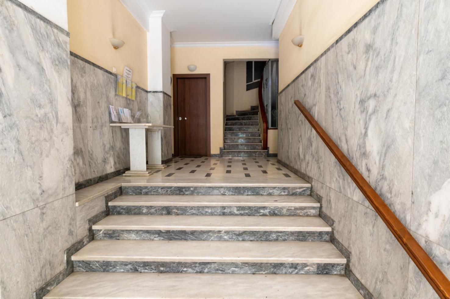 אתונה Entire Apt, 2 Bdrm, City Center מראה חיצוני תמונה